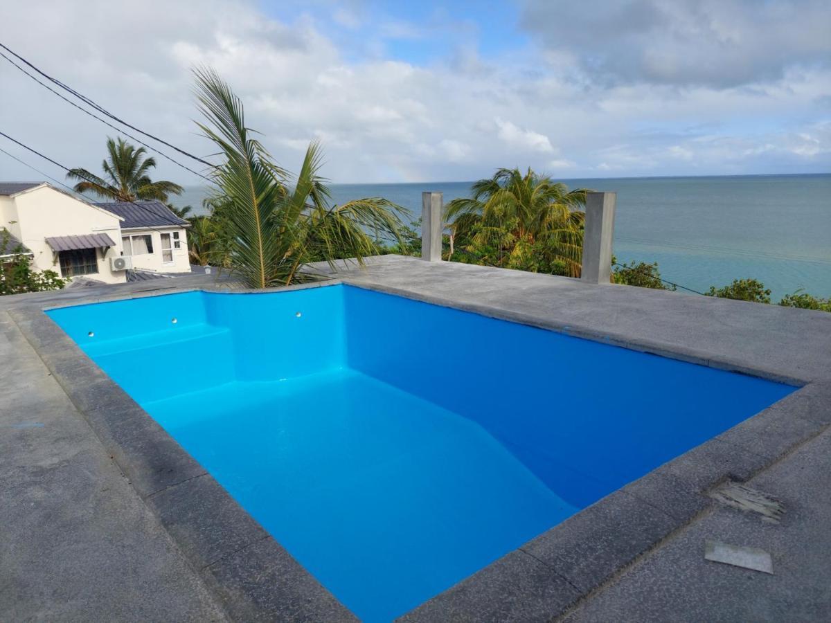 Отель Le Pandanus Quatre Vents Экстерьер фото